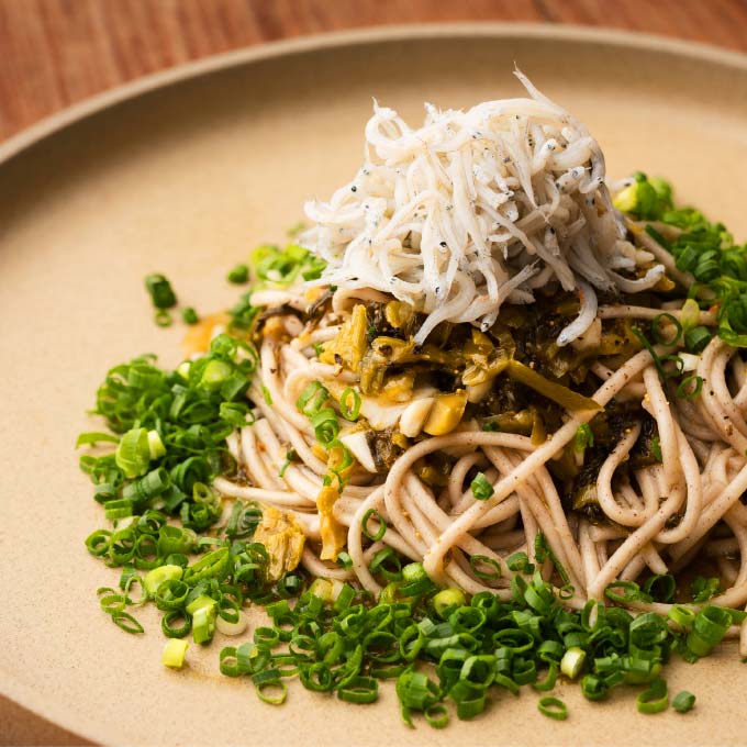 釜揚げしらすと高菜のペペロンチーノ